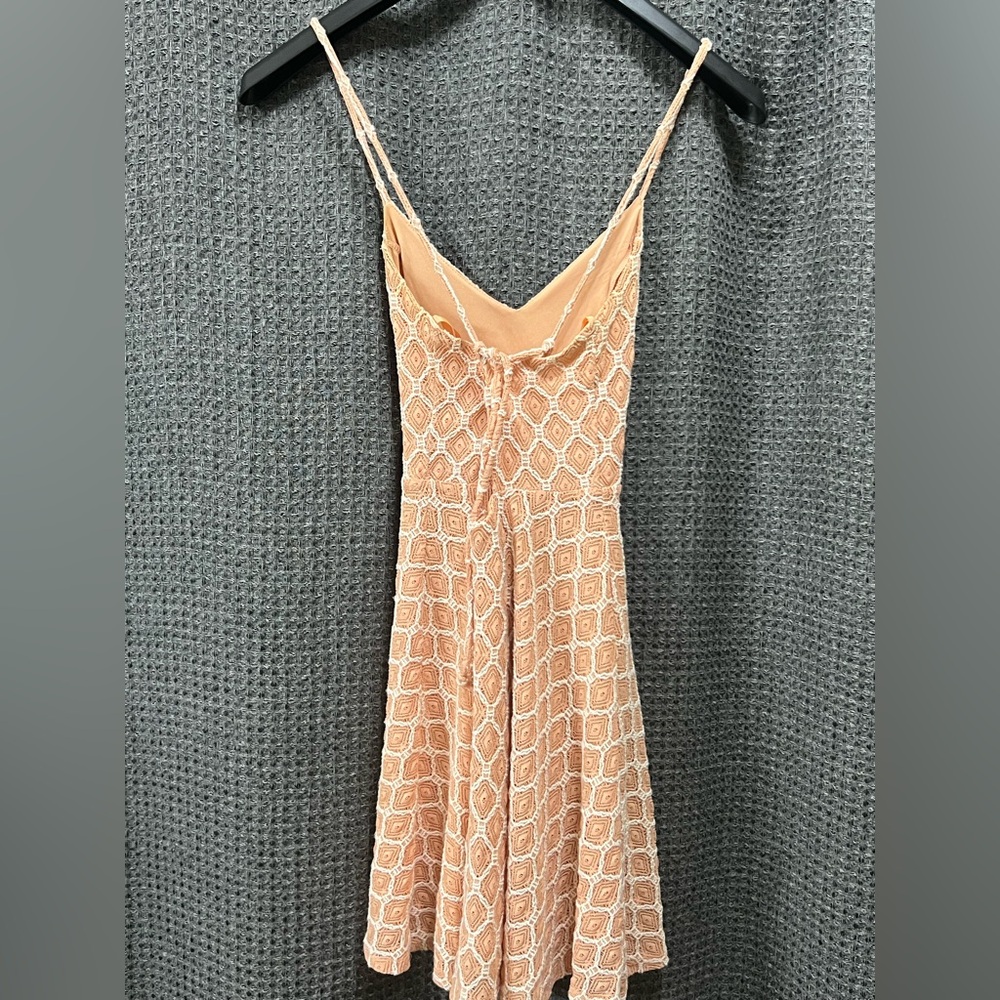 Urban Outfitters Kimchi Blue Strappy Lace/Chrochet Mini Dress Size Small - Picture 4 of 9